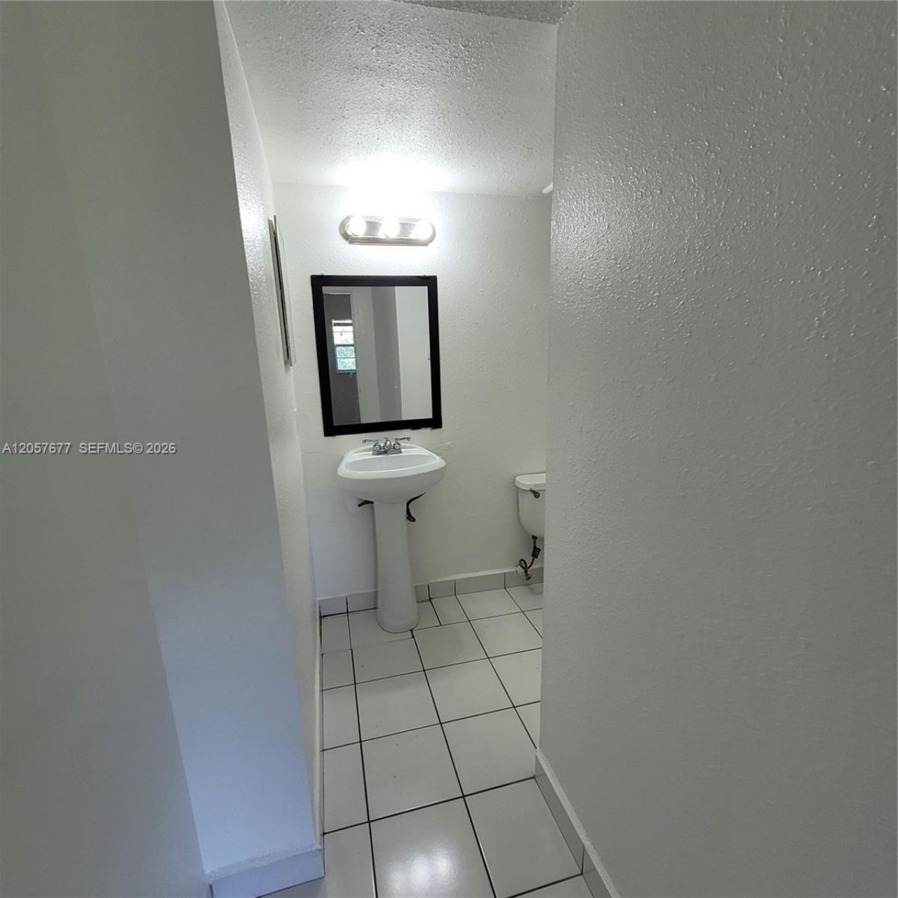 5100 SW 41st St, Unit 319, Pembroke Park, FL 33023 Photo