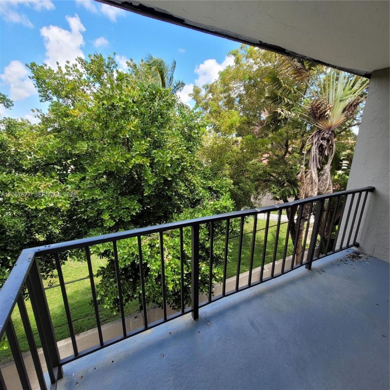 5100 SW 41st St, Unit 319, Pembroke Park, FL 33023 Photo