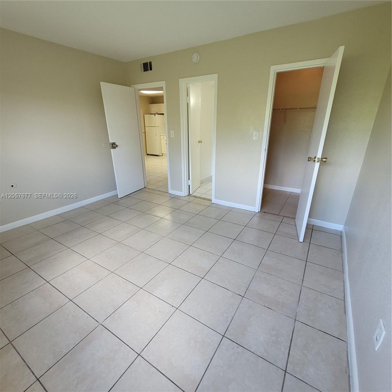 5100 SW 41st St, Unit 319, Pembroke Park, FL 33023 Photo