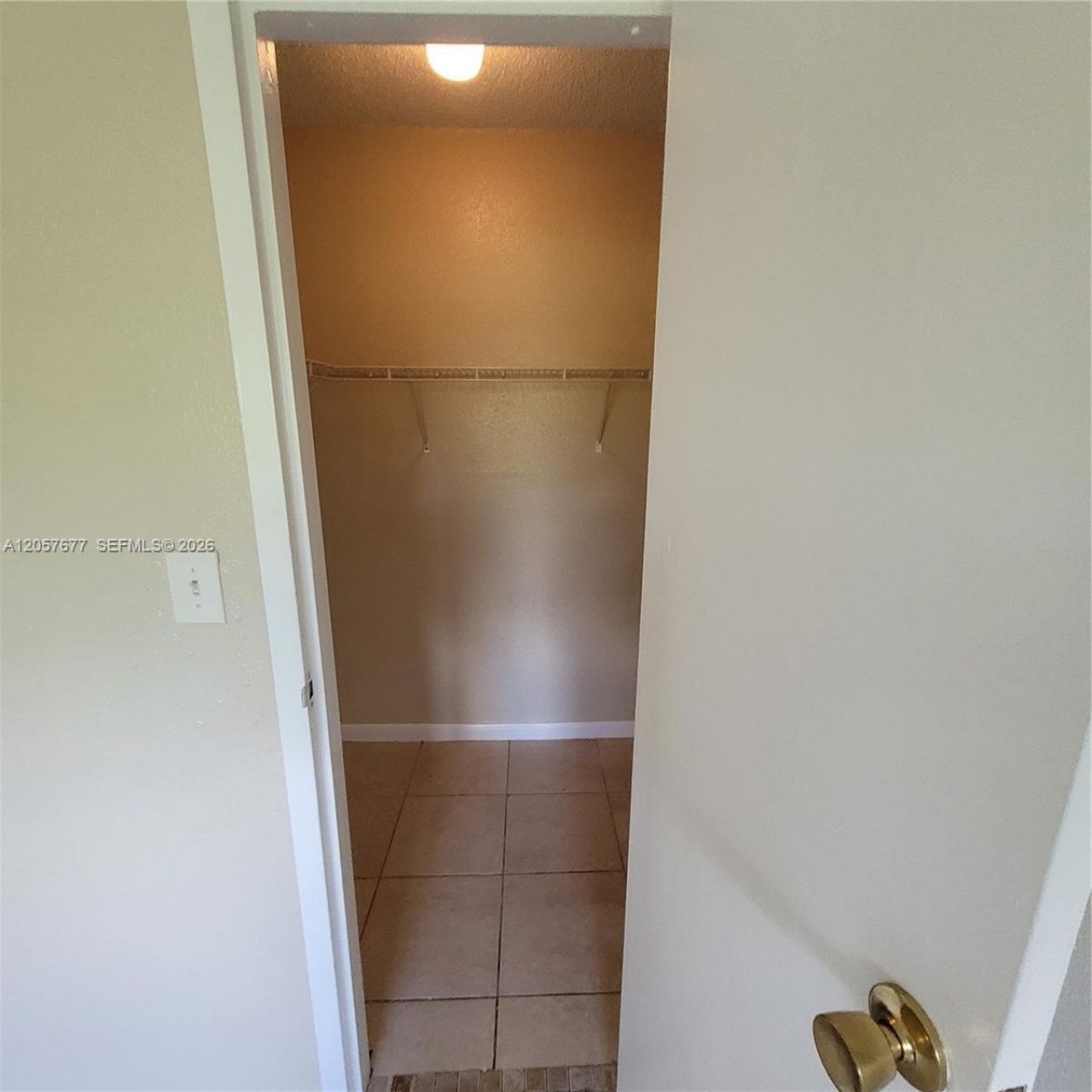5100 SW 41st St, Unit 319, Pembroke Park, FL 33023 Photo