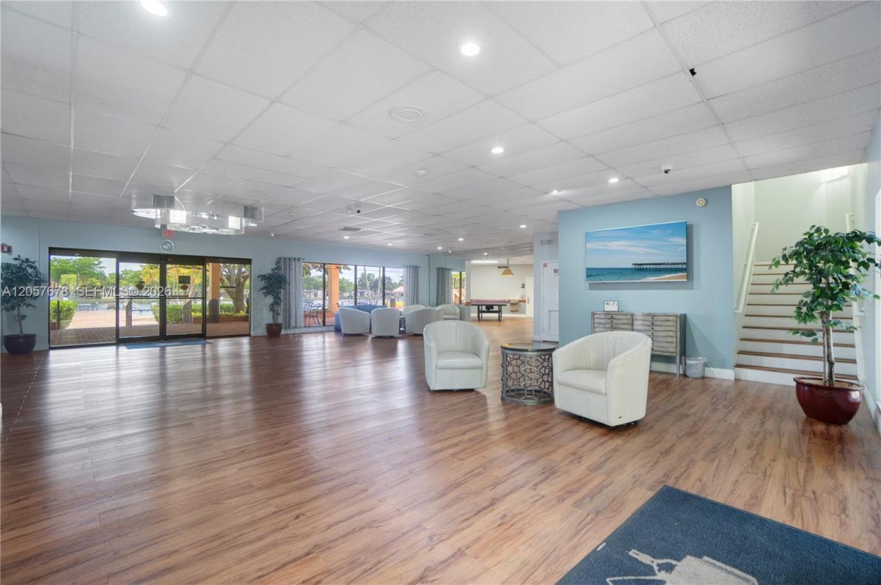 200 Gate Rd, Unit 202, Hollywood, FL 33024 Photo