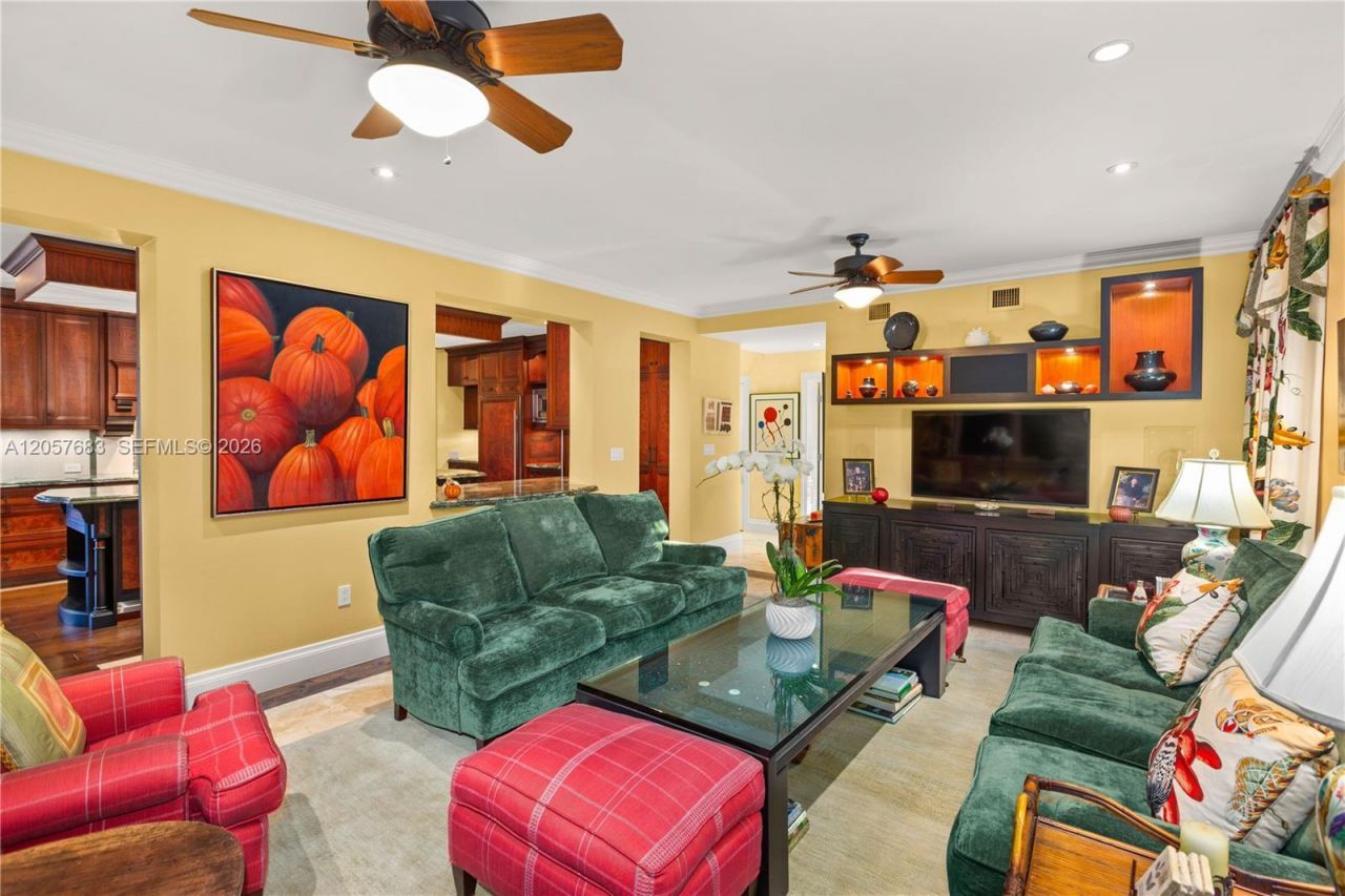 4867 SW 82nd St , Miami, FL 33143 Photo