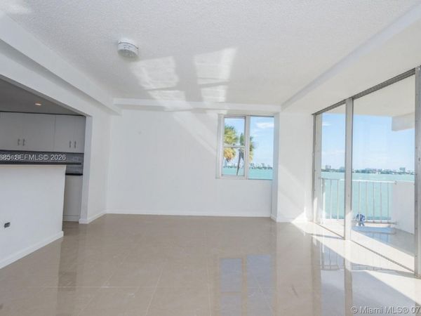 7545 E Treasure Dr , Unit 2H, North Bay Village, FL 33141