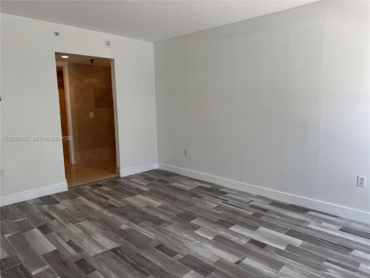 1345 West Ave , Unit 202, Miami Beach, FL 33139 Photo