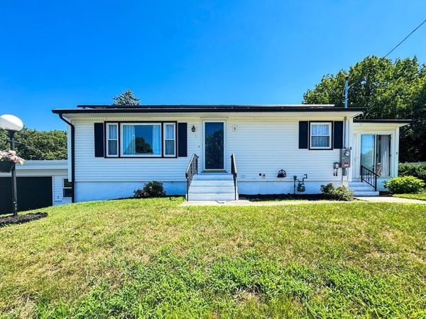 8 Francella Rd, Methuen, MA 01844