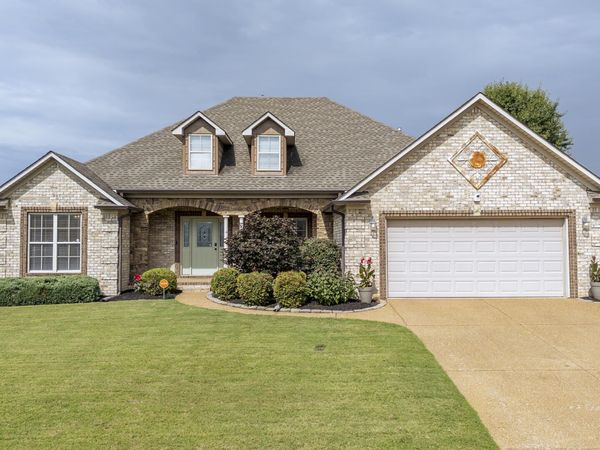 55 Hemingway Cove, Jackson, TN 38305