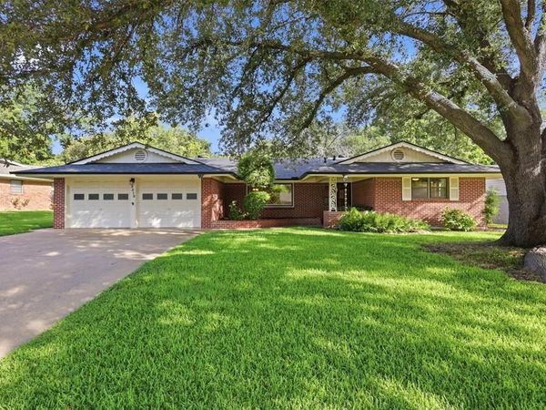 3512 Wosley Drive, Fort Worth, TX 76133