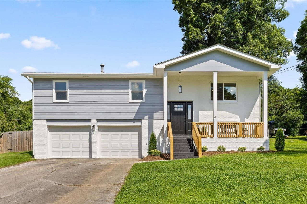 6905 Creeklands Lane, Hixson, TN 37343 Main Photo