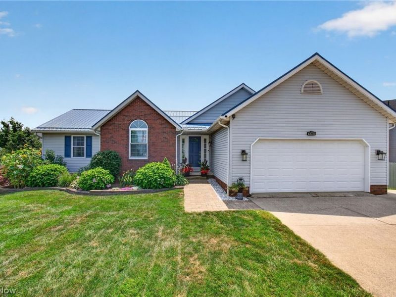 1302 Back Massillon Road, Orrville, OH 44667 Photo 1