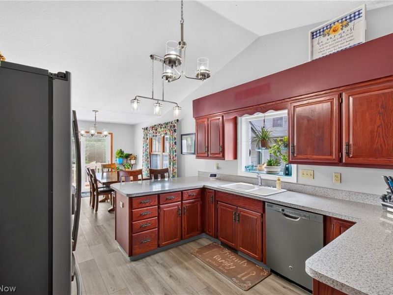 1302 Back Massillon Road, Orrville, OH 44667 Photo 10