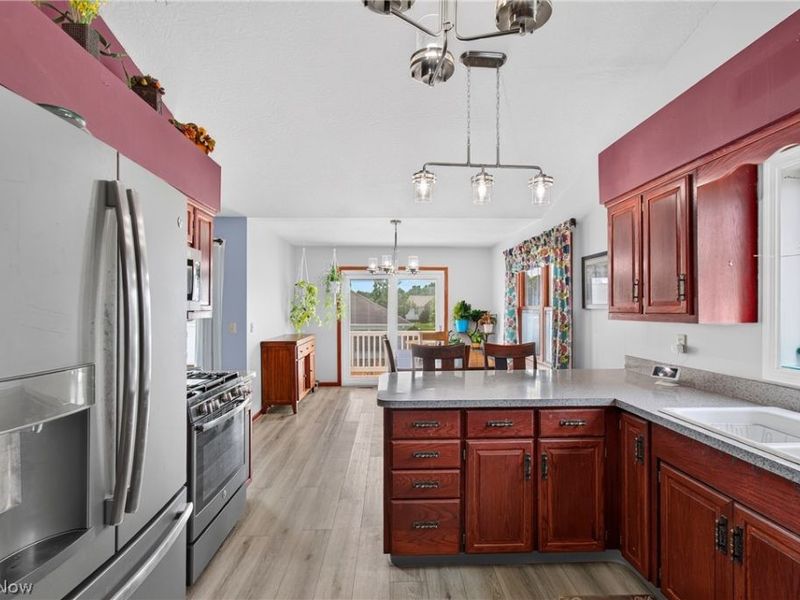 1302 Back Massillon Road, Orrville, OH 44667 Photo 11