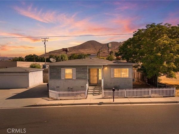 103 Flint Street , Lake Elsinore, CA 92530