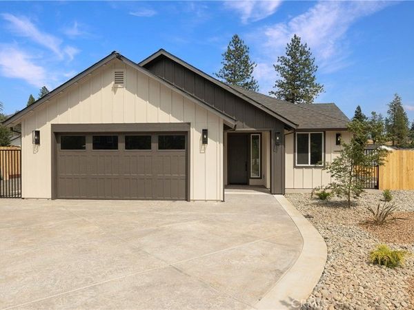 1586 Gate Lane, Paradise, CA 95969