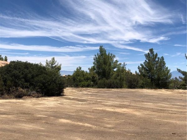 1 Calle Paramo, Murrieta, CA 92562
