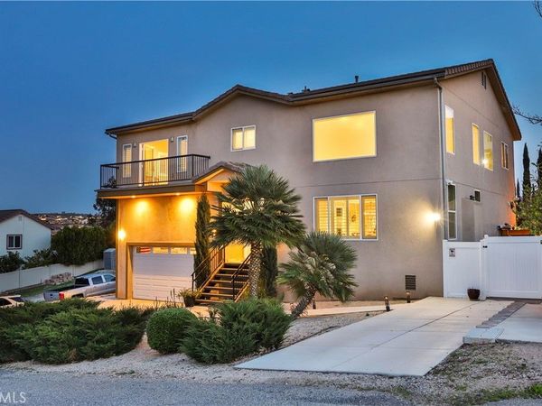 13083 Via Tuscany, Riverside, CA 92503