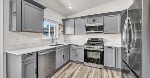 18277 Dustin Court, Reno, NV 89508 Photo