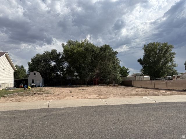 350 E North Poco Dr, Roosevelt, UT 84066 Main Photo