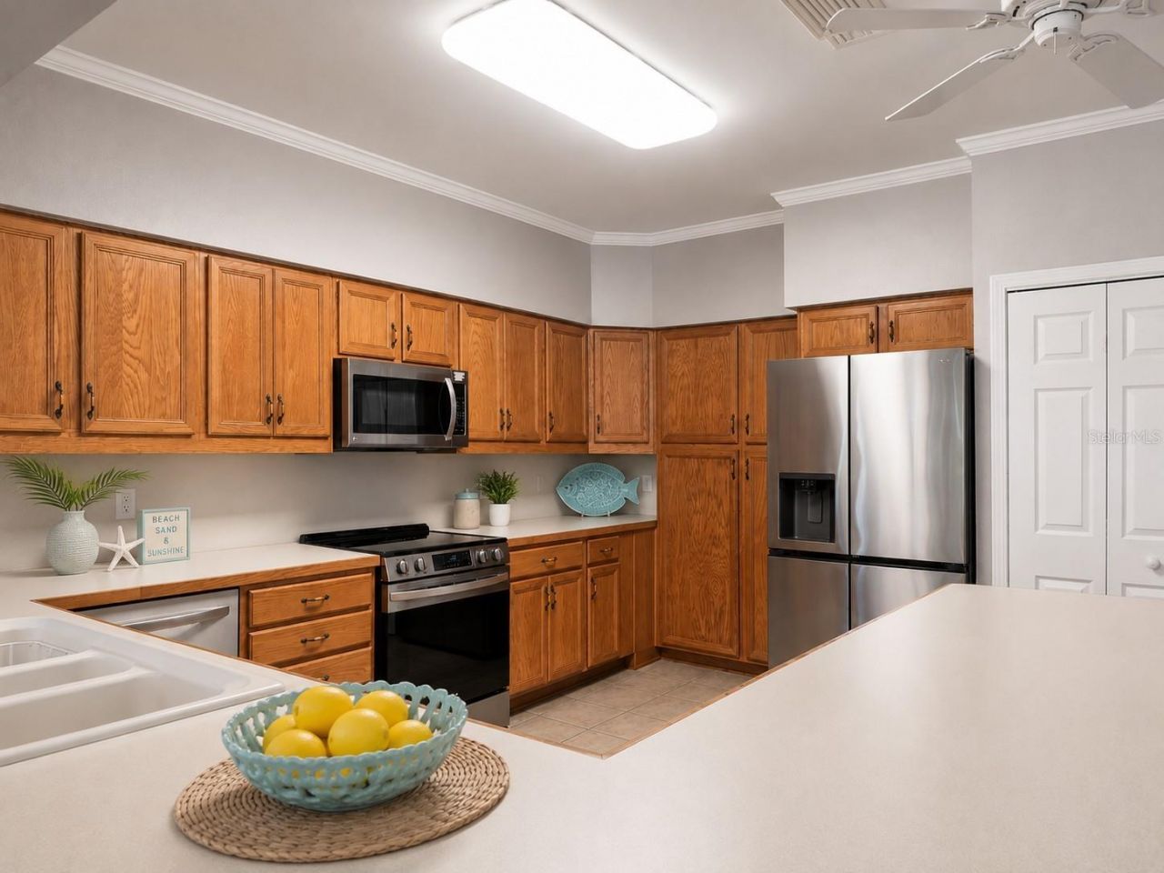 140 50th Street, Holmes Beach, FL 34217 Photo