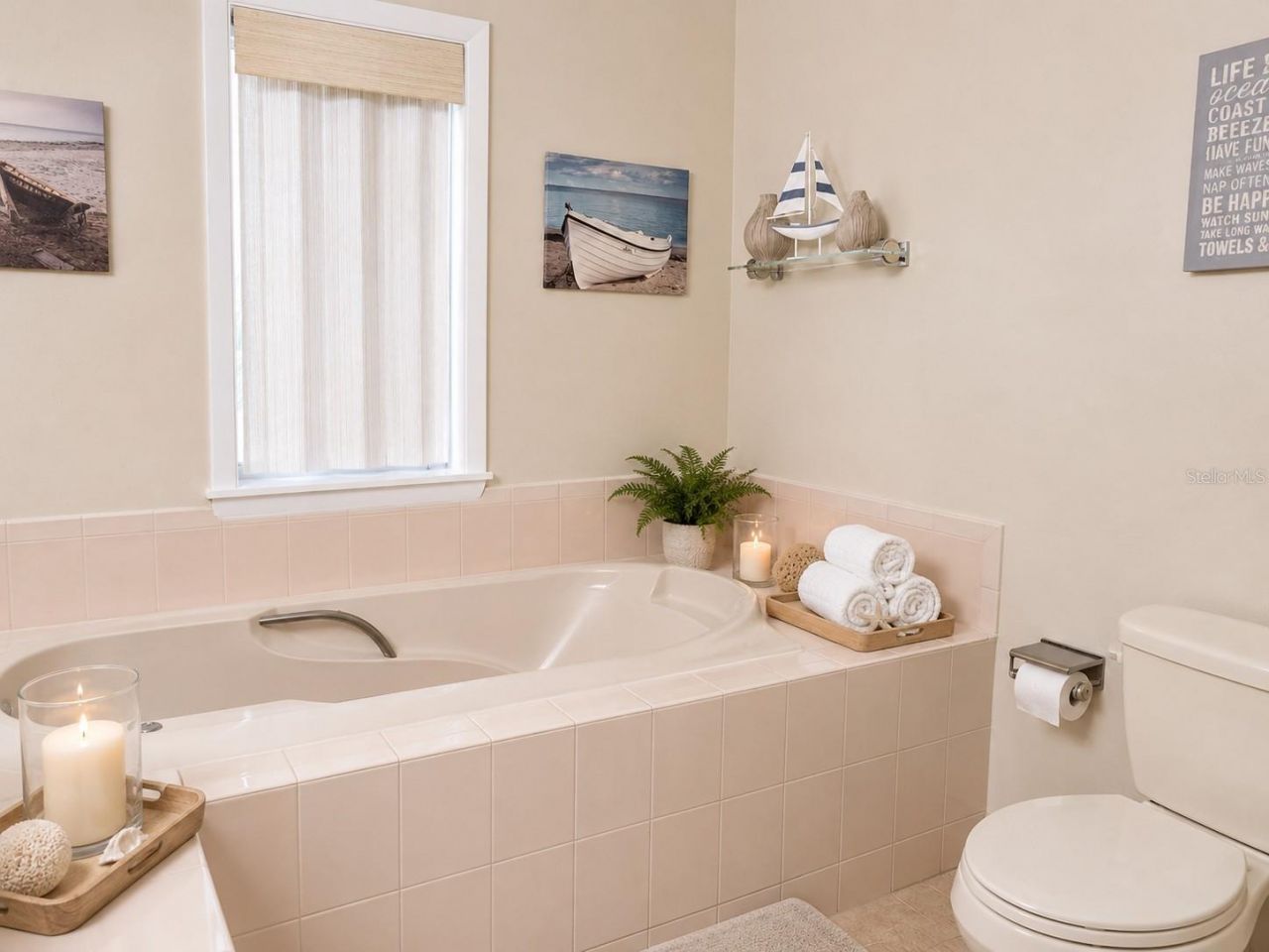 140 50th Street, Holmes Beach, FL 34217 Photo