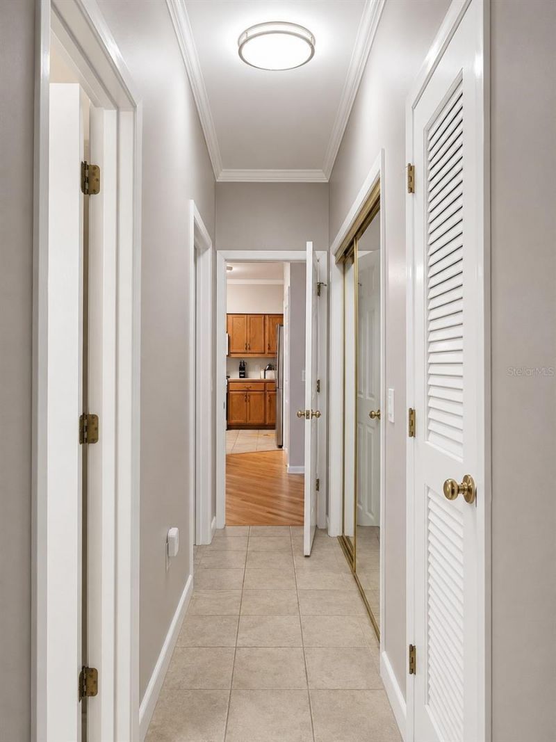 140 50th Street, Holmes Beach, FL 34217 Photo