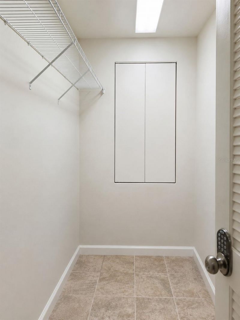 140 50th Street, Holmes Beach, FL 34217 Photo