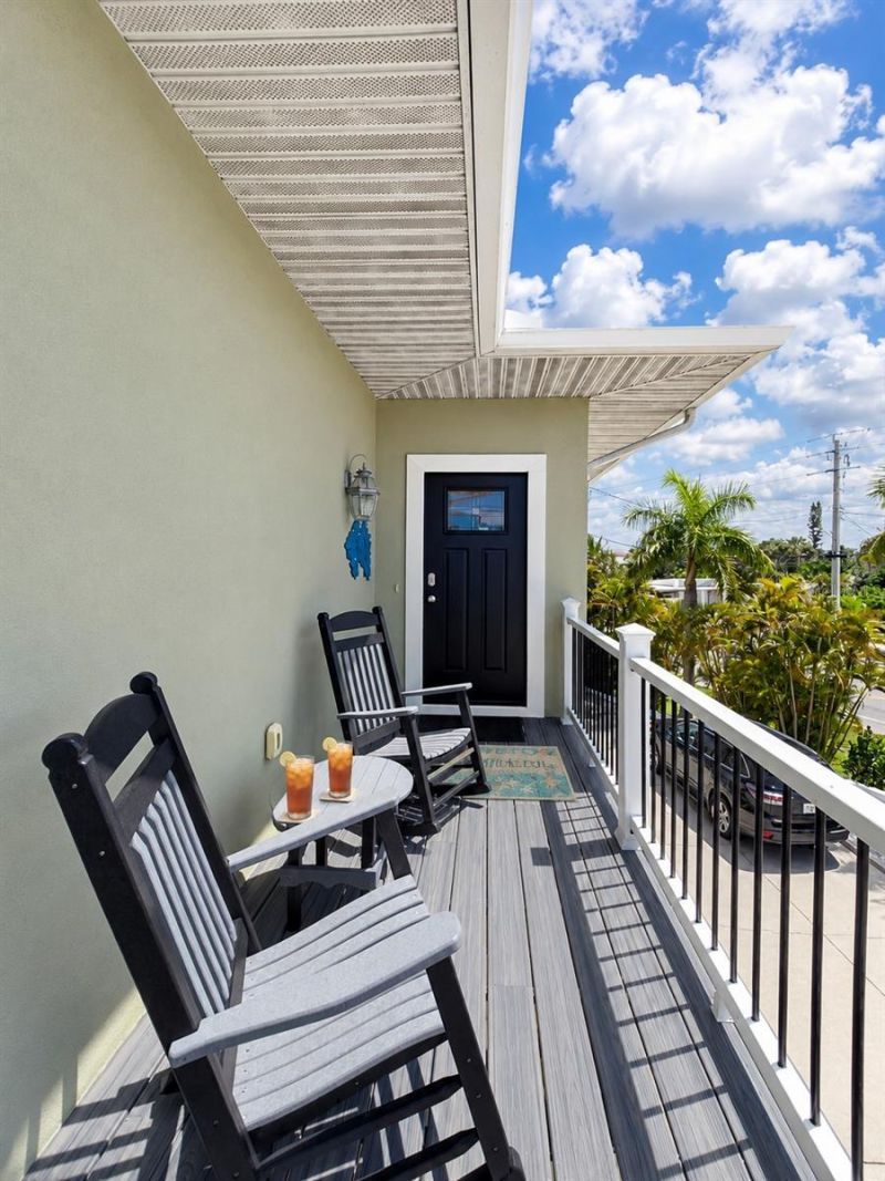 140 50th Street, Holmes Beach, FL 34217 Photo