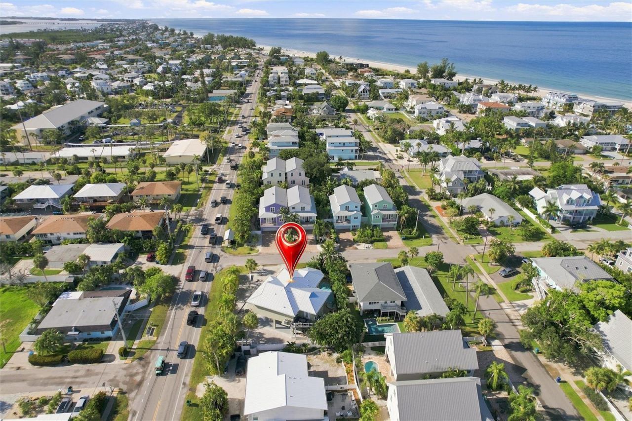 140 50th Street, Holmes Beach, FL 34217 Photo