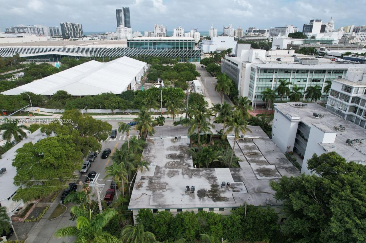 1770 Meridian Ave, Unit 113, Miami Beach, FL 33139 Photo