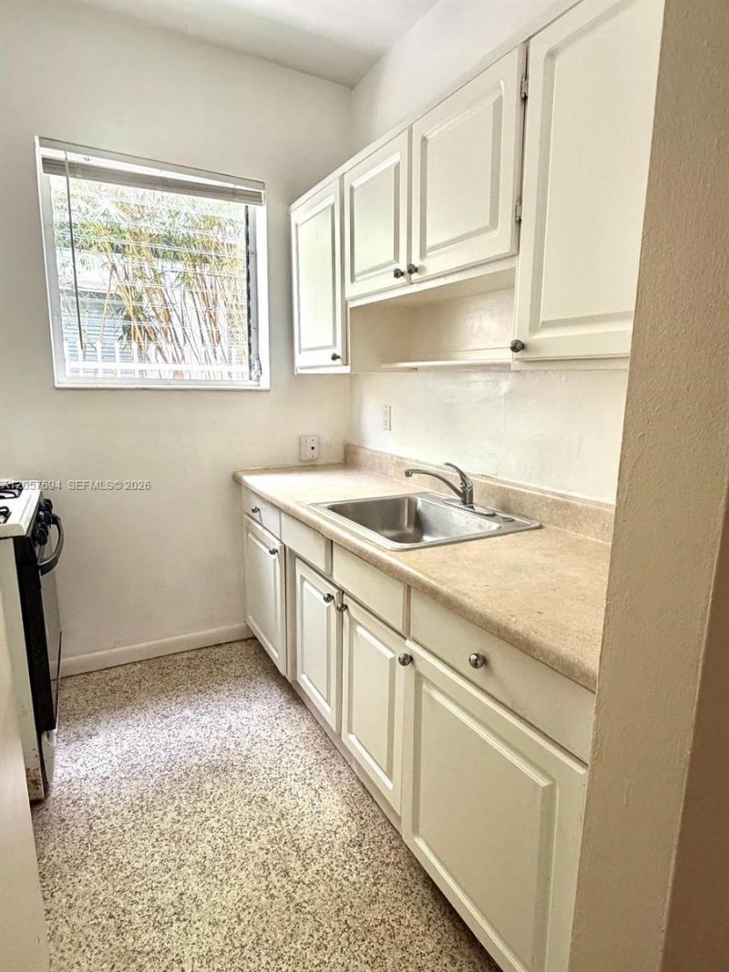 1770 Meridian Ave, Unit 113, Miami Beach, FL 33139 Photo