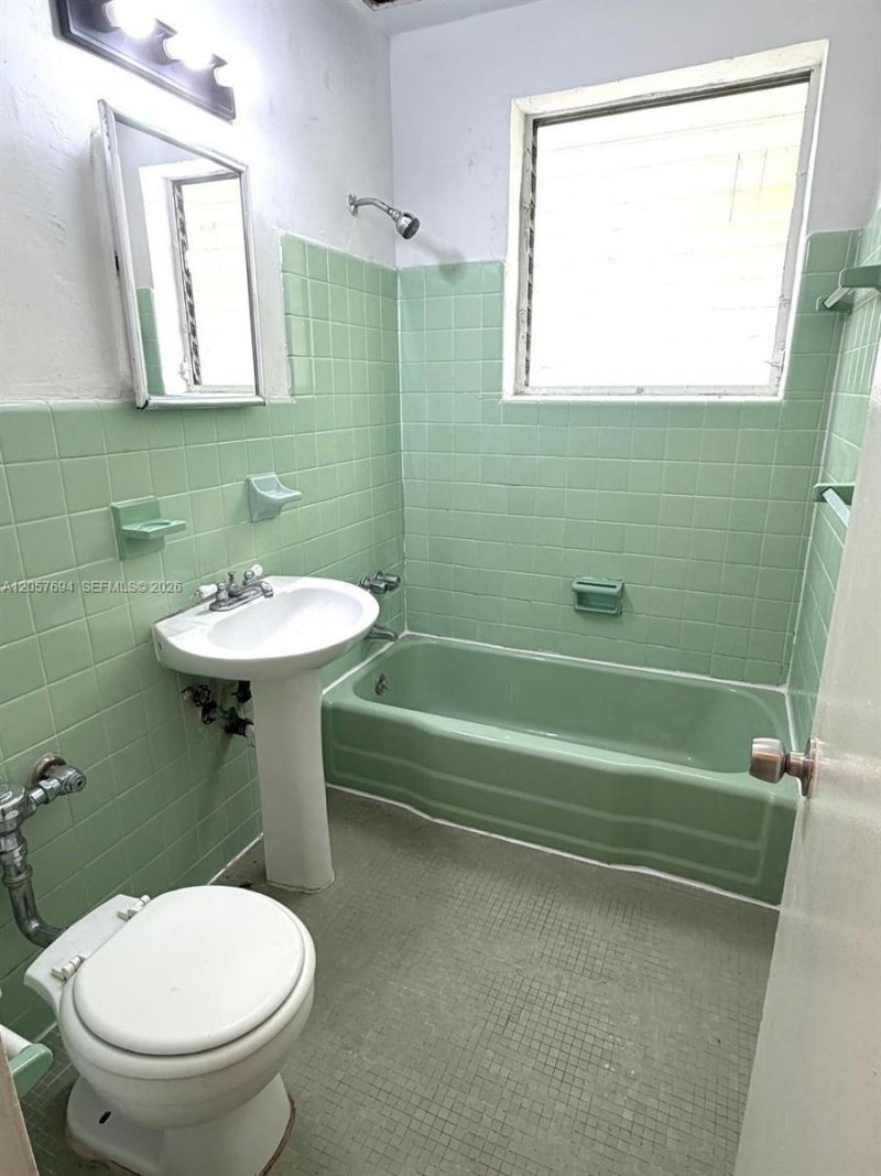 1770 Meridian Ave, Unit 113, Miami Beach, FL 33139 Photo