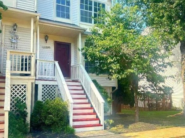 14220 AUTUMN CIRCLE, CENTREVILLE, VA 20121