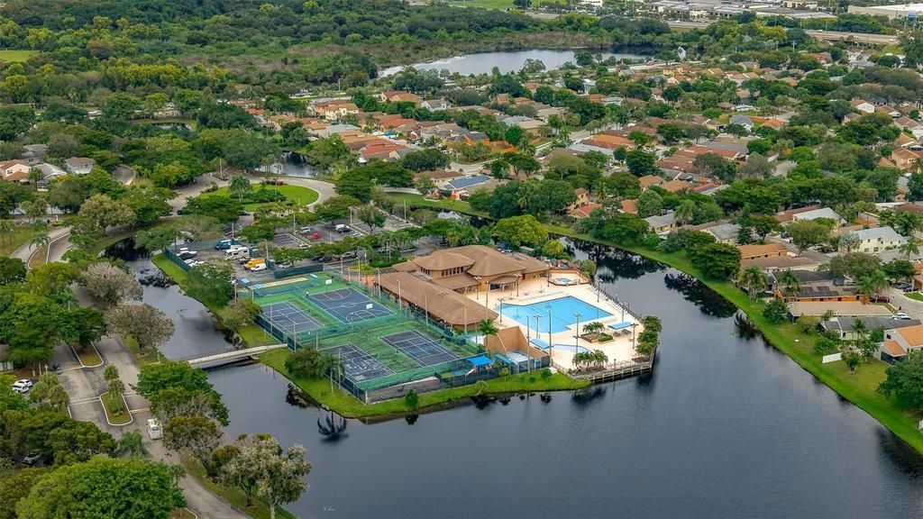 2242 NW 39th Avenue, Coconut Creek, FL 33066 Photo
