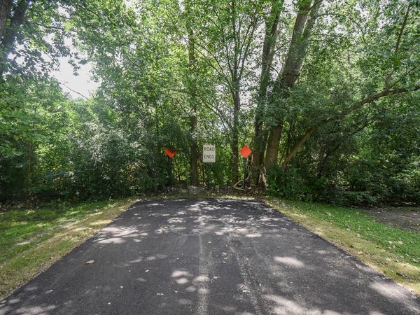 12350 W Graves Avenue , Beach Park, IL 60087