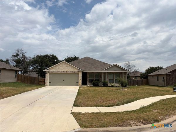 1824 Fall Creek Court, Copperas Cove, TX 76522