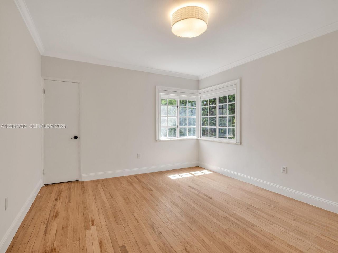 9033 Carlyle Ave , Surfside, FL 33154 Photo
