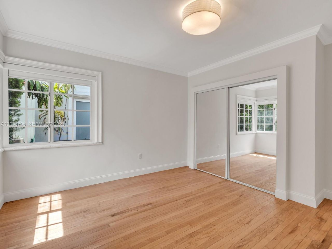 9033 Carlyle Ave , Surfside, FL 33154 Photo