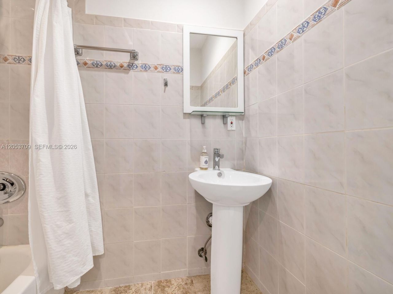 9033 Carlyle Ave , Surfside, FL 33154 Photo
