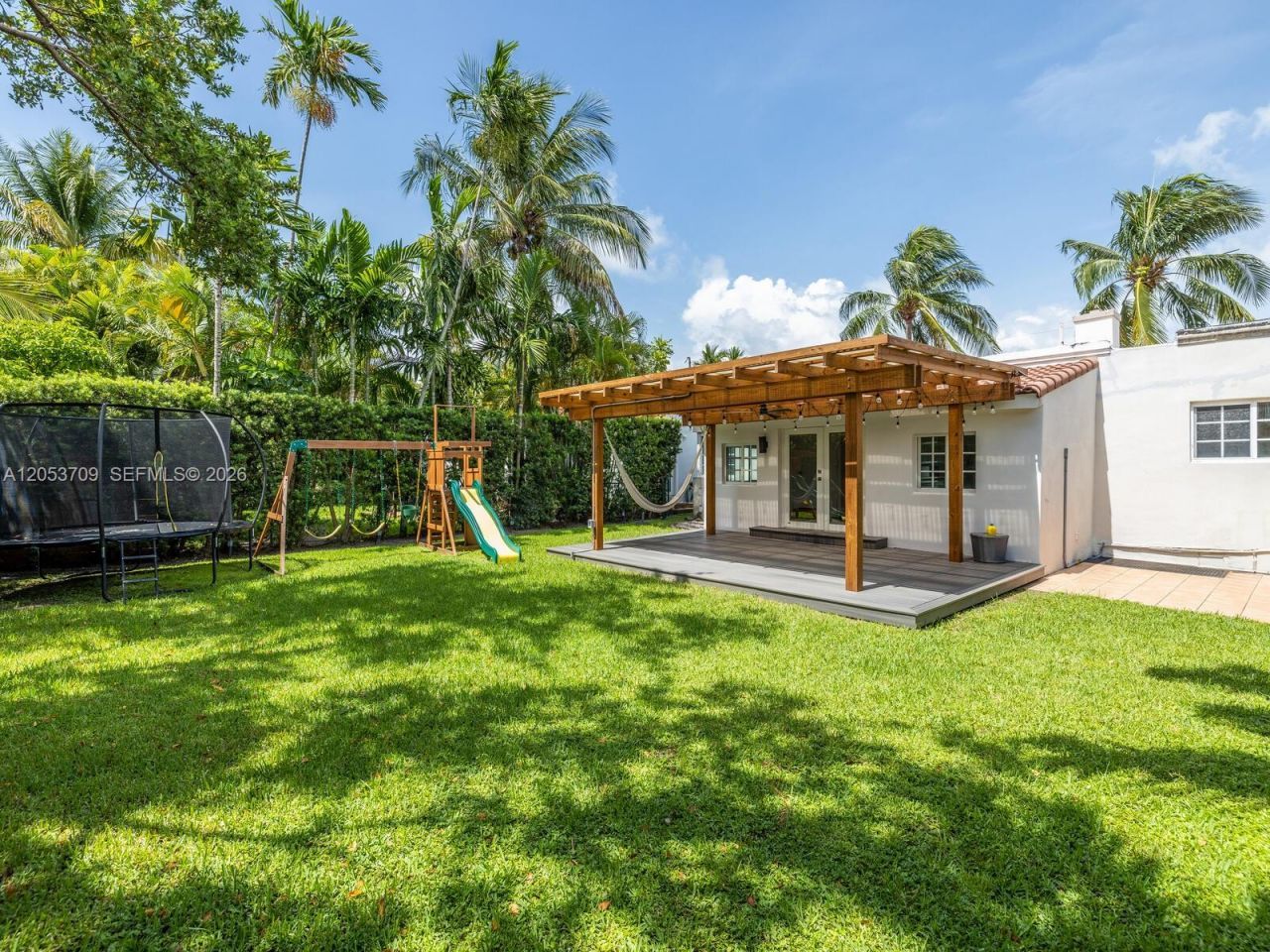 9033 Carlyle Ave , Surfside, FL 33154 Photo