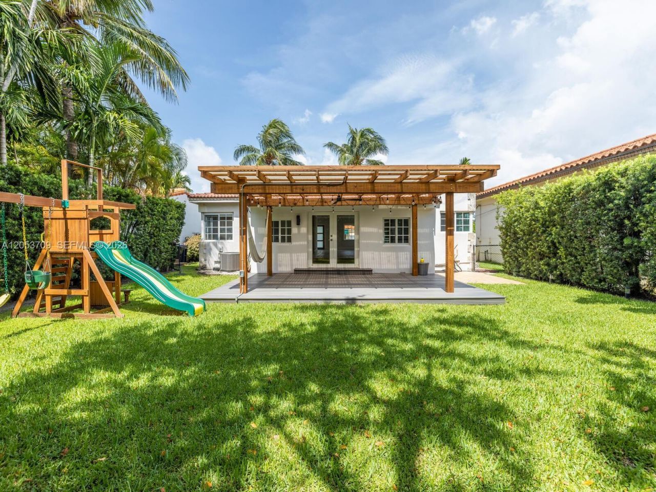 9033 Carlyle Ave , Surfside, FL 33154 Photo