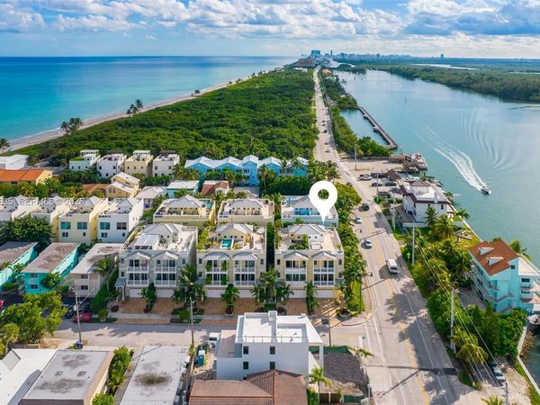 348 Elm St, Unit B-10, Hollywood, FL 33019