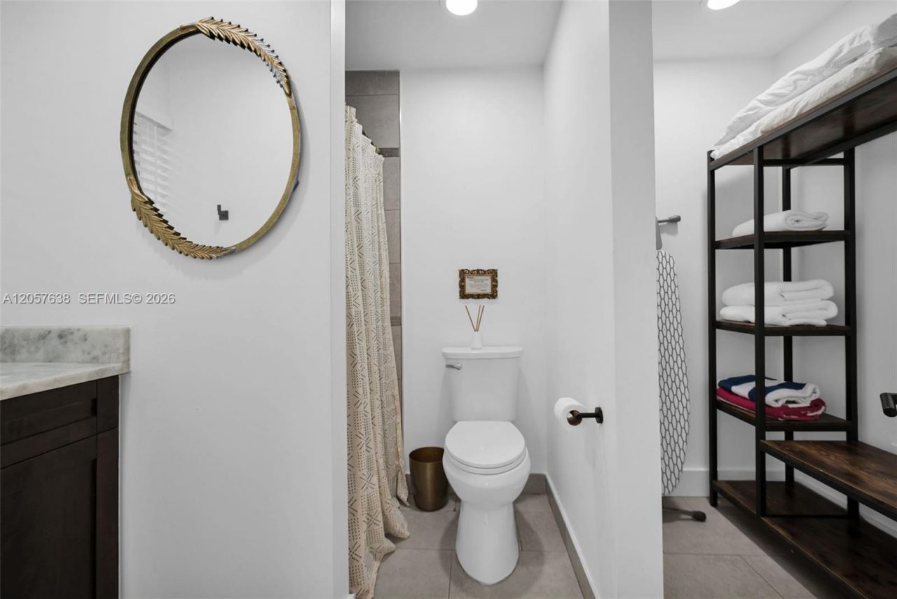 1800 SW 5th Ave , Unit n/a, Miami, FL 33129 Photo