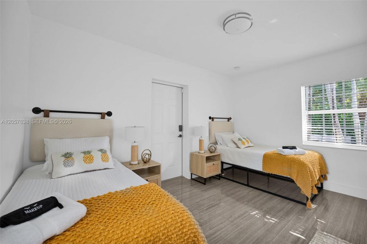 1800 SW 5th Ave , Unit n/a, Miami, FL 33129 Photo