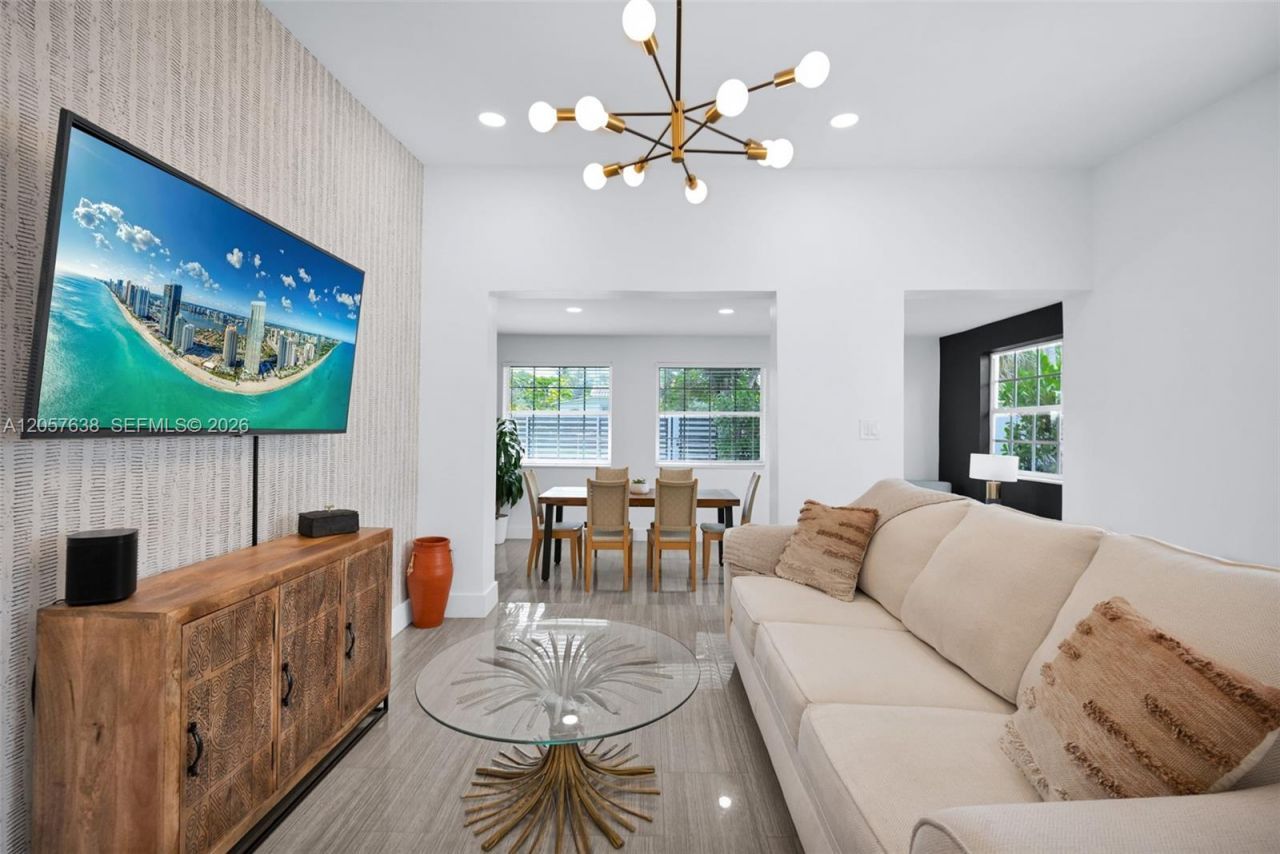 1800 SW 5th Ave , Unit n/a, Miami, FL 33129 Photo