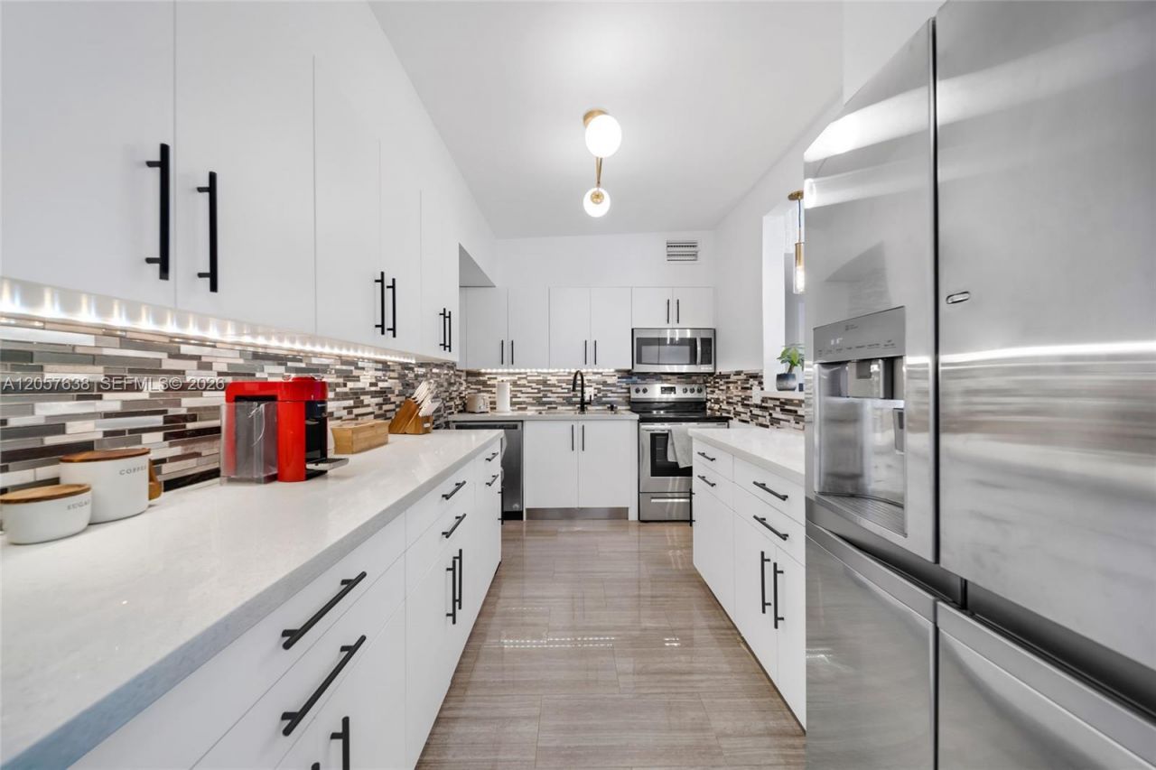 1800 SW 5th Ave , Unit n/a, Miami, FL 33129 Photo