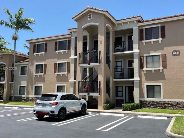 22841 SW 88 PL , Unit 301, Cutler Bay, FL 33190