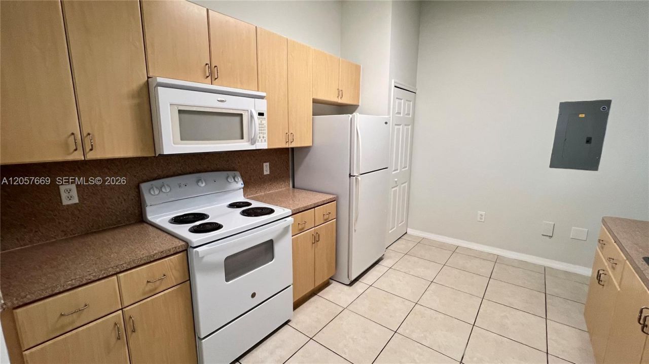 22841 SW 88 Pl , Unit 301, Cutler Bay, FL 33190 Photo