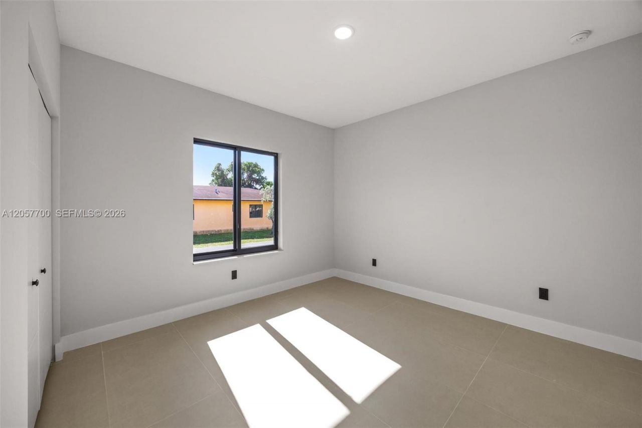 601 NW 3rd Ave, Unit A, Hallandale Beach, FL 33009 Photo