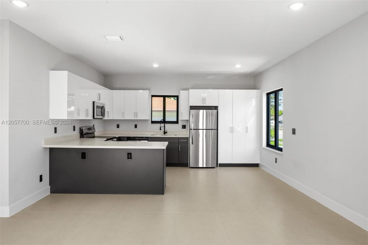 601 NW 3rd Ave, Unit A, Hallandale Beach, FL 33009 Photo