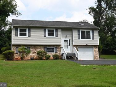 7463 SUNCREST DRIVE, WARRENTON, VA 20187