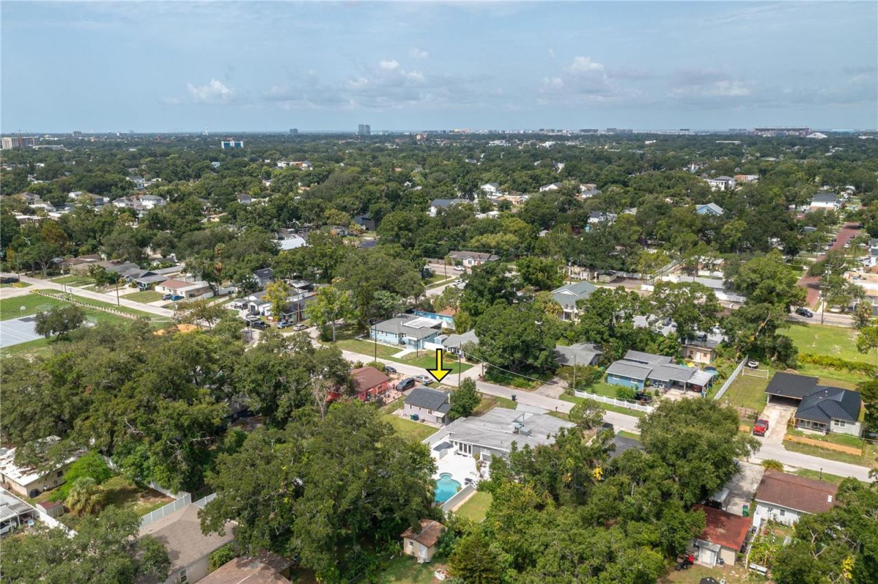 3905 N Clearfield Ave , Tampa, FL 33603 Photo